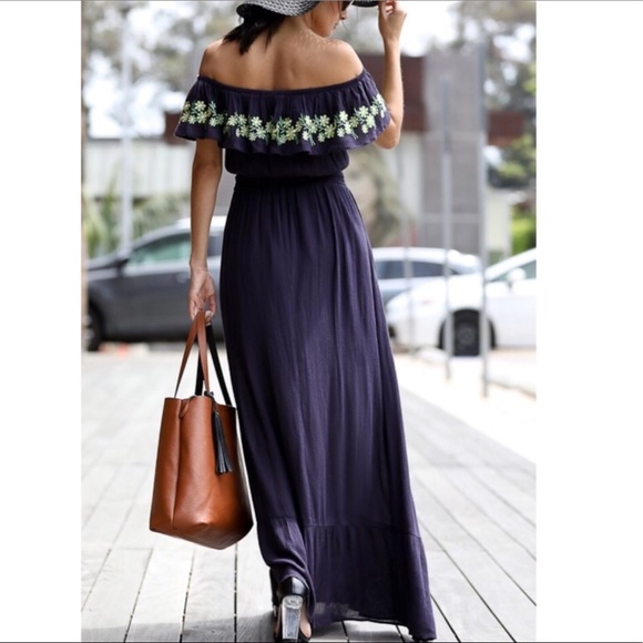 It’s Here-Gorgeous Off The Shoulder Maxi Dress - Picture 2 of 2